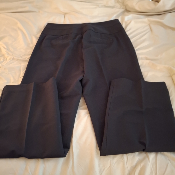Sharagano Women's Classic Black Dress Pants - Picture 6 of 7